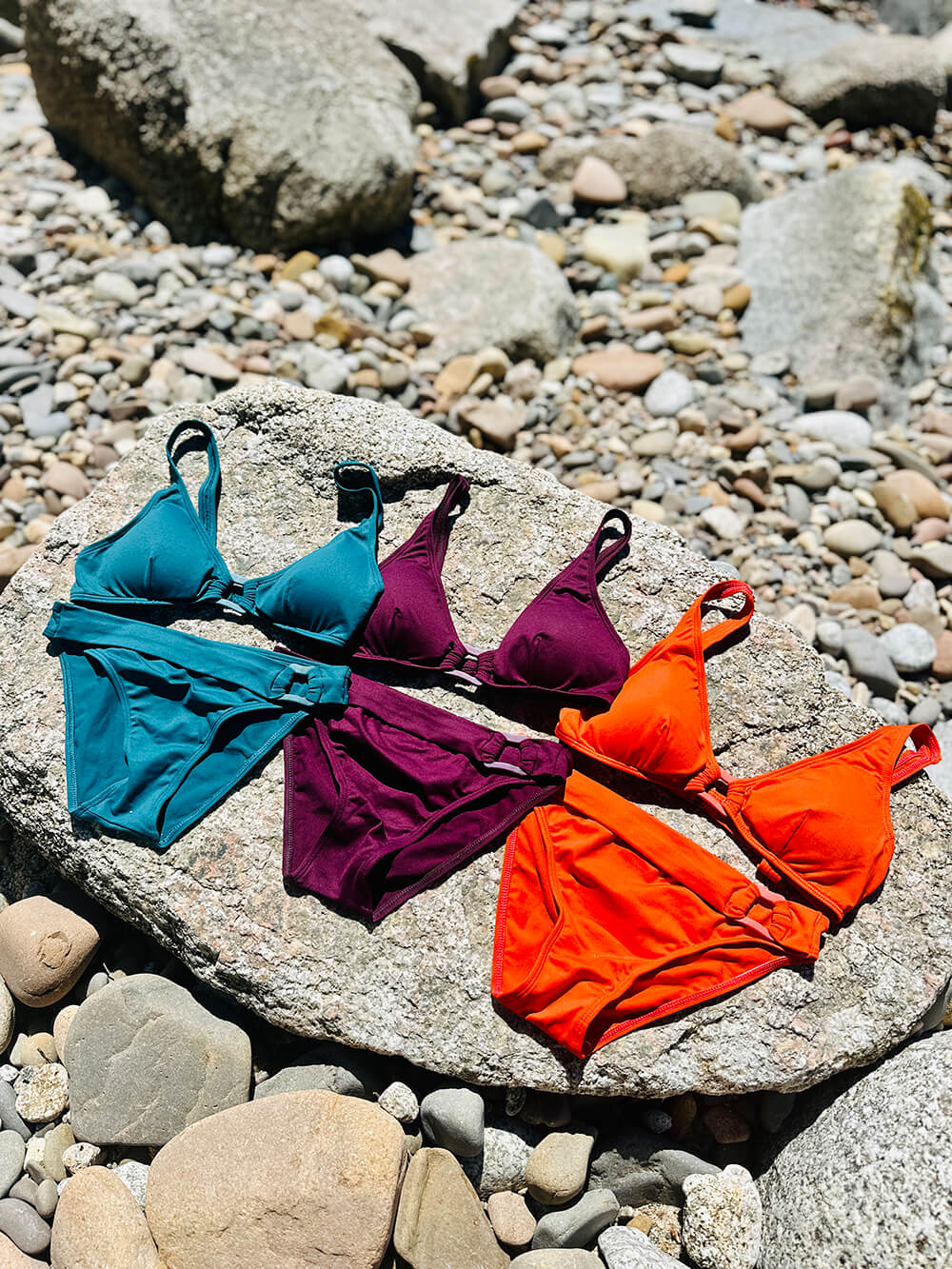 Distribuïdors de vestits de bany per a dona fabricats a Espanya